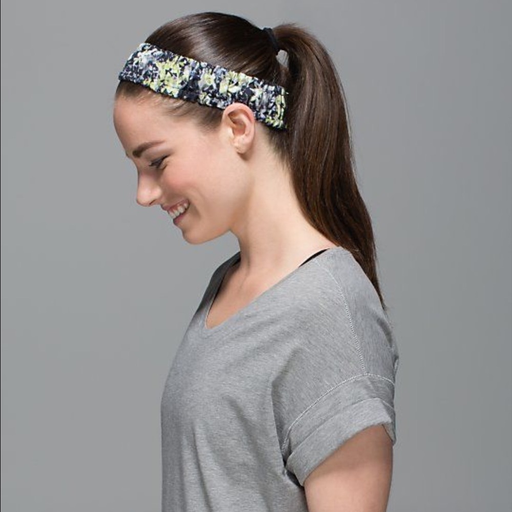 Lululemon scrunch or not headband NWOT